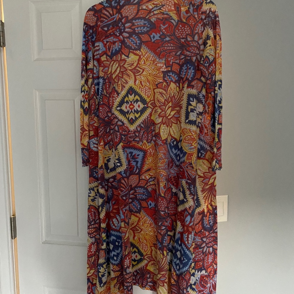 Lularoe Sarah Cardigan - Picture 2 of 3